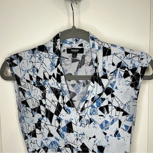 Premise Studio flattering sleeveless top size S, white, black & blue